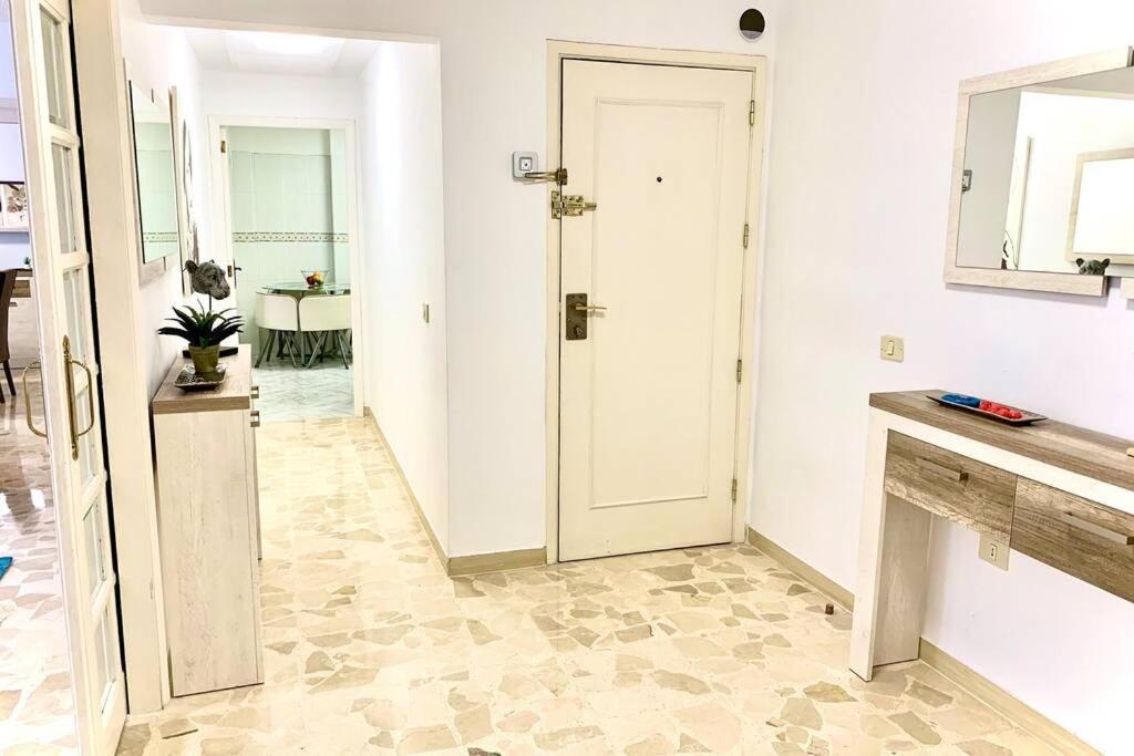 'Home Sweet Home-Luxury Apartment-Santa Cruz' Bagian luar foto